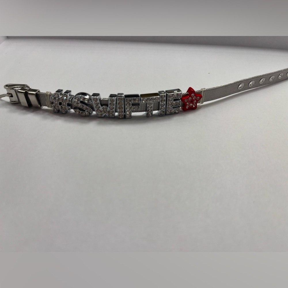 Swiftie bracelet